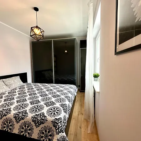 Apartment Apartament Z Tarasem Dabrowa *