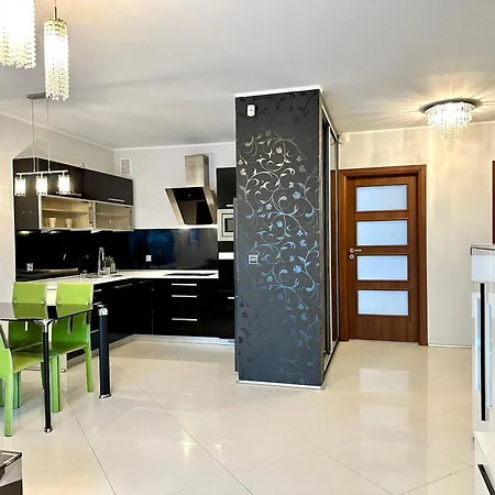 Apartament Z Tarasem Dabrowa Apartment